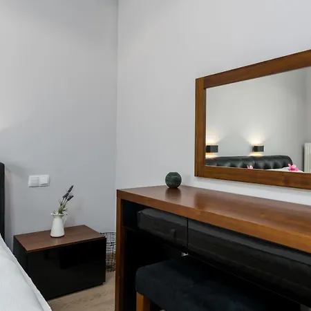 Apartment Towarowa By Renters Poznan