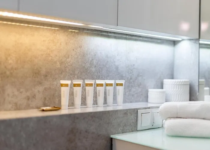 Towarowa By Renters Apartment Poznan