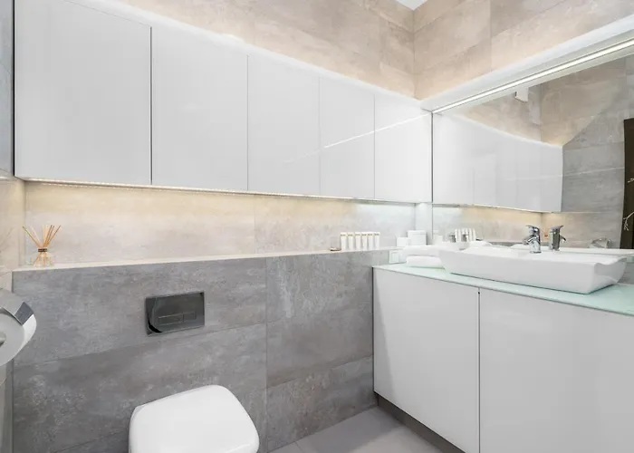 Towarowa By Renters Poznaň